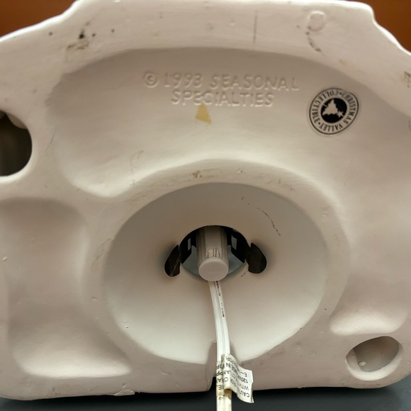 1993 CHRISTMAS VALLEY Collectible Series Porcelain Church Building w/light-VNTG - Picture 8 of 9